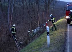 Unfall In Jena Autofahrer Ueberschlaegt Sich 11